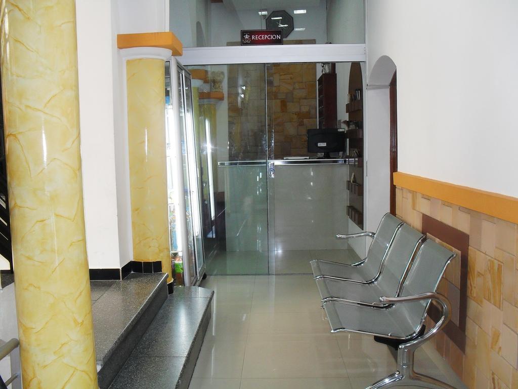 Hostal Corona Blanca Сукре Екстериор снимка
