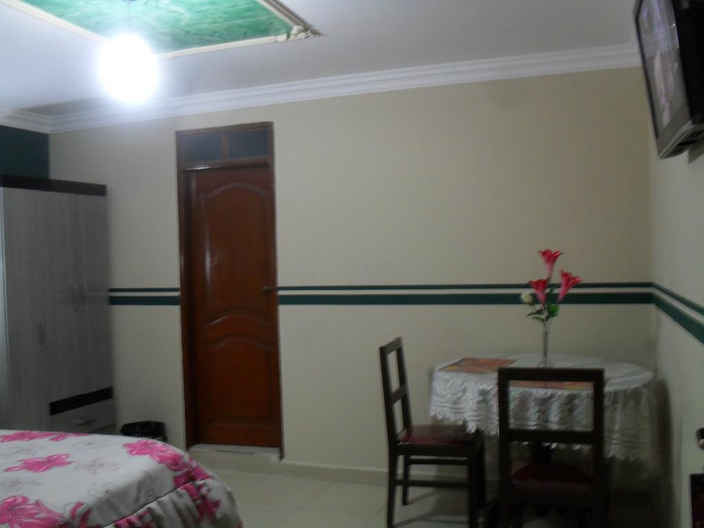 Hostal Corona Blanca Сукре Стая снимка